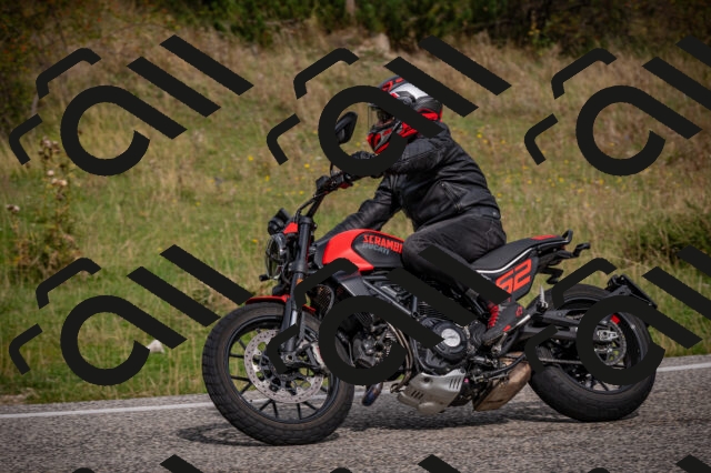 20250914111036-Z62_5634_am_