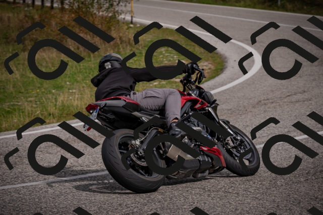 20250914111038-Z62_5637_am_