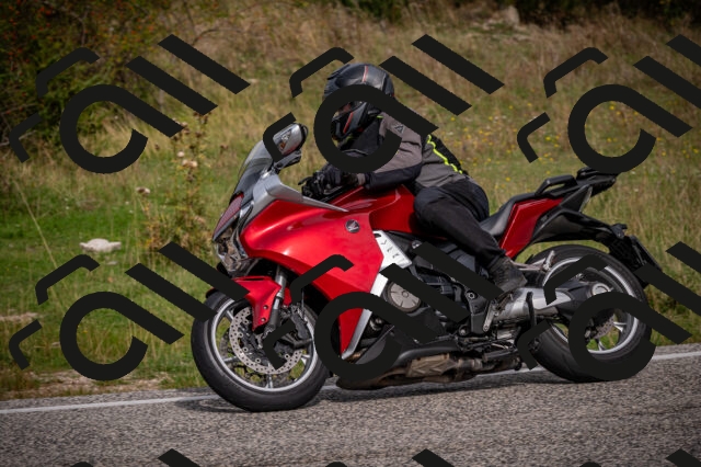 20250914111141-Z62_5652_am_