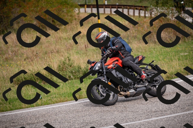 20250914112633-Z62_5854_am_