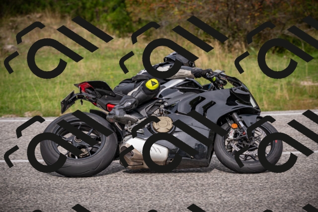 20250914113207-Z62_5964_am_