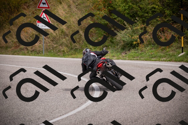 20250914113211-Z62_5974_am_