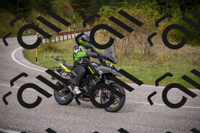 20250914113235-Z62_5982_am_