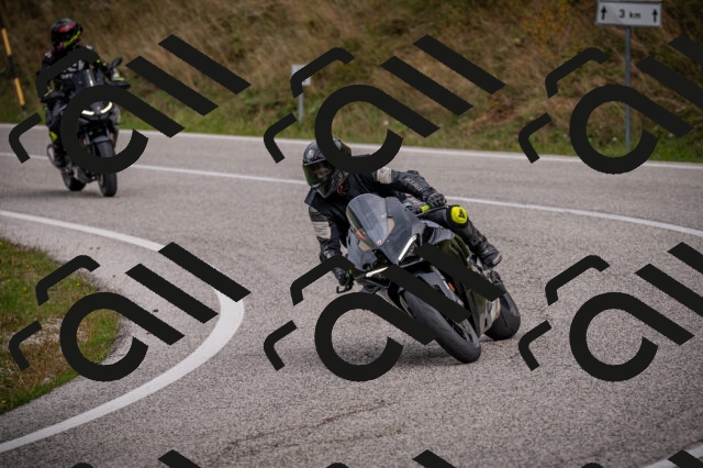 20250914113312-Z62_5989_am_