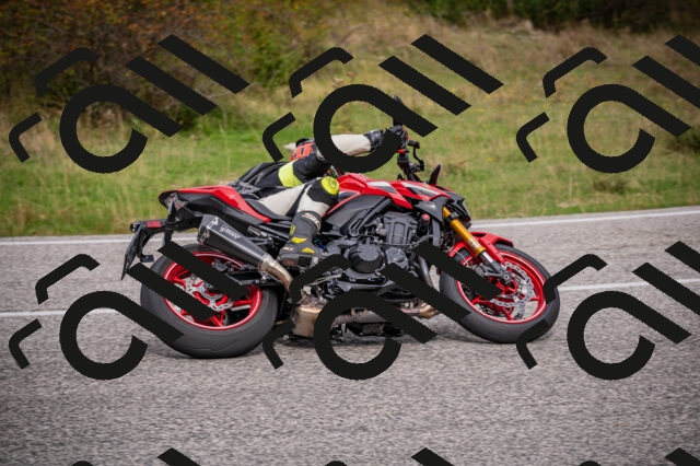 20250914113407-Z62_6012_am_