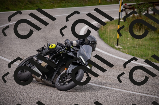 20250914113409-Z62_6015_am_