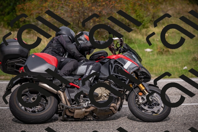 20250914113505-Z62_6041_am_