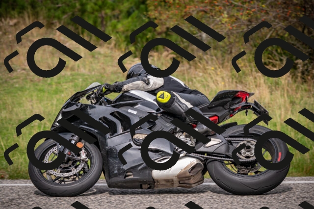 20250914113531-Z62_6053_am_