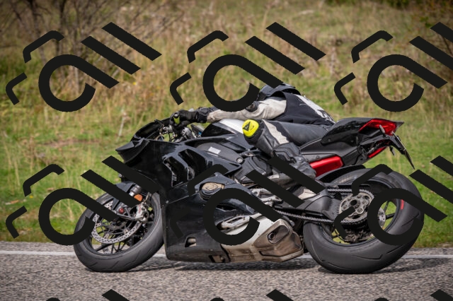 20250914113531-Z62_6054_am_