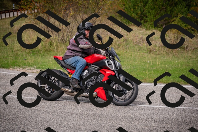 20250914113632-Z62_6064_am_