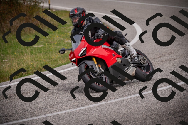 20250914114956-Z62_6287_am_