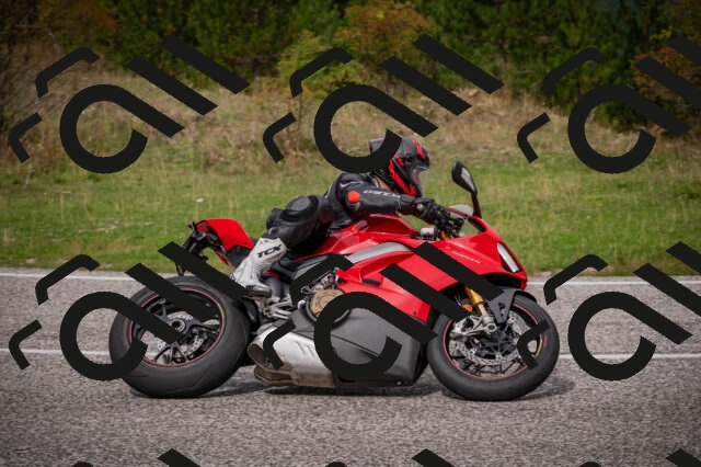 20250914115139-Z62_6300_am_