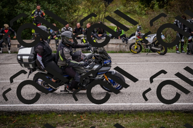 20250914121520-Z62_6805_am_