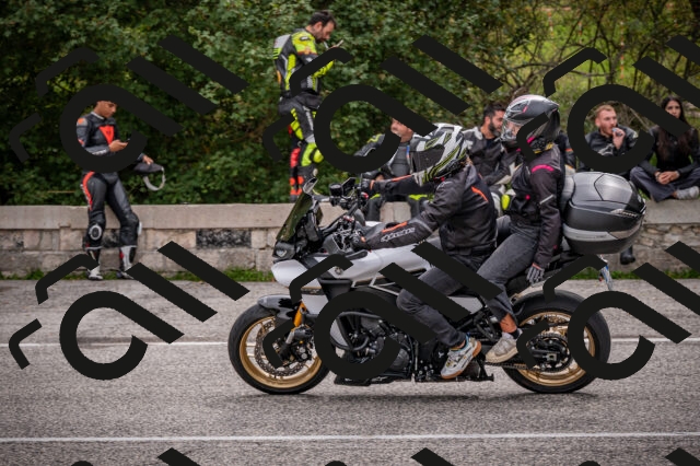 20250914121530-Z62_6813_am_