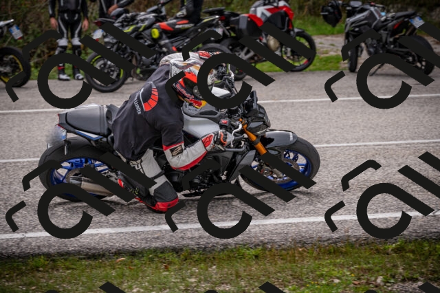 20250914121541-Z62_6826_am_