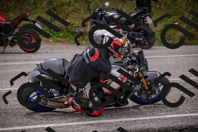 20250914121541-Z62_6827_am_