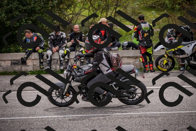 20250914121551-Z62_6833_am_