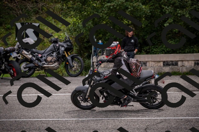 20250914121551-Z62_6834_am_