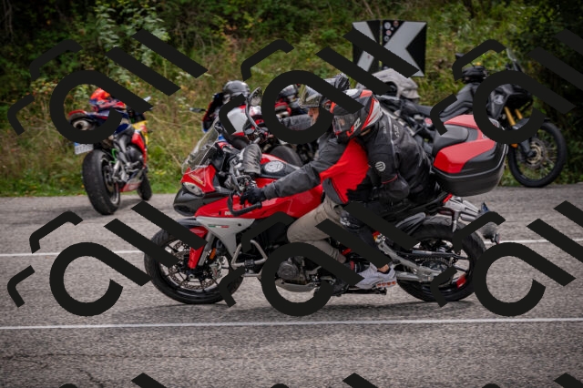 20250914121555-Z62_6838_am_