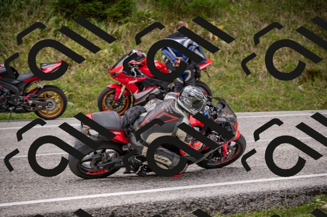 20250914121615-Z62_6861_am_