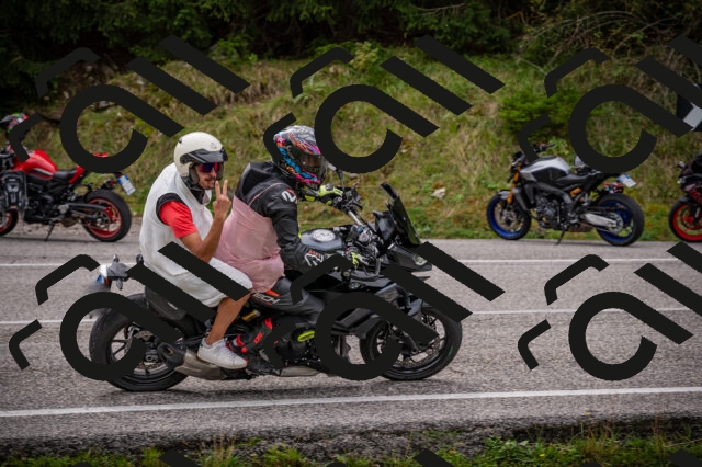 20250914121807-Z62_6932_am_