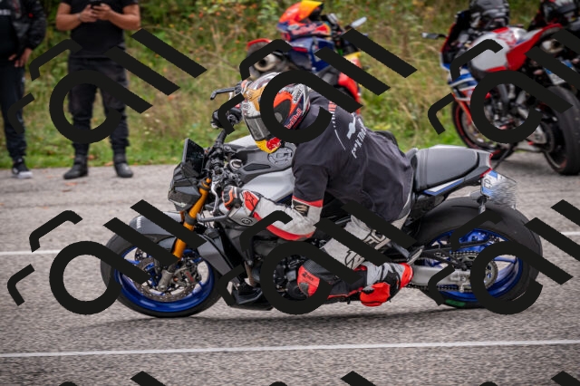 20250914121822-Z62_6941_am_