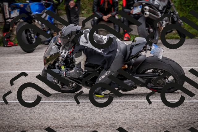 20250914121942-Z62_6964_am_