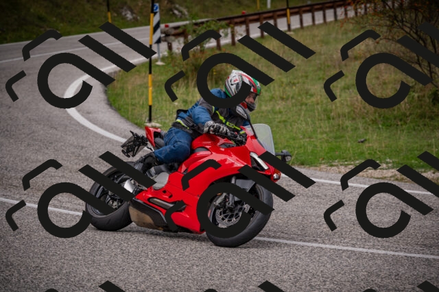 20250914122346-Z62_7078_am_