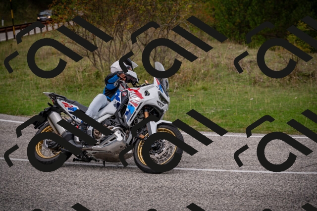 20250914122348-Z62_7080_am_