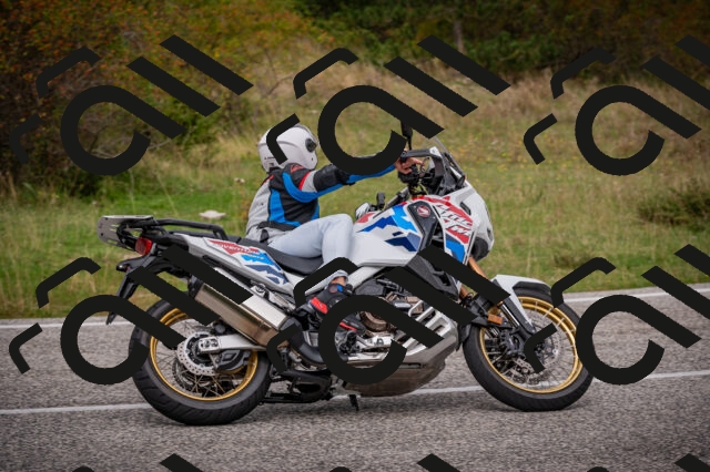 20250914122348-Z62_7082_am_