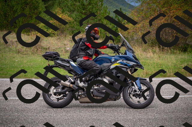 20250914122455-Z62_7084_am_