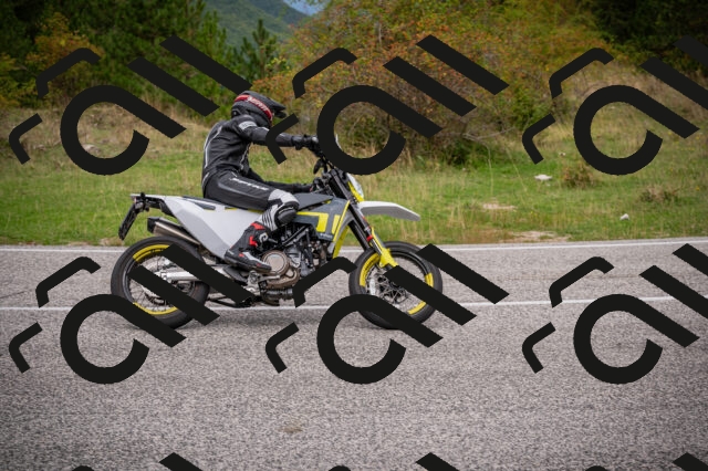 20250914122459-Z62_7090_am_