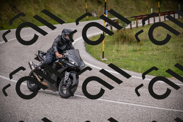 20250914122726-Z62_7094_am_