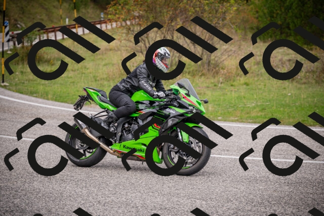 20250914123053-Z62_7125_am_