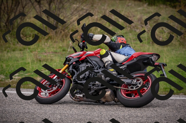 20250914123118-Z62_7141_am_