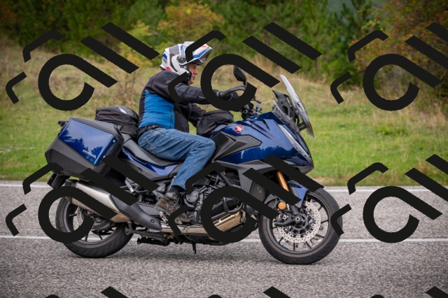 20250914123234-Z62_7165_am_