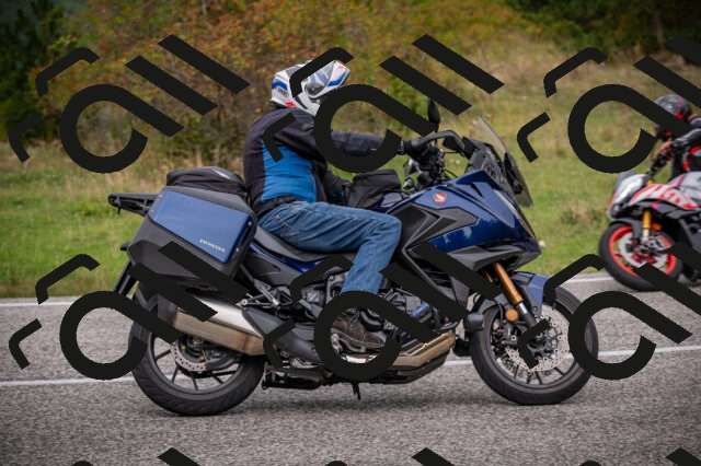 20250914123234-Z62_7166_am_