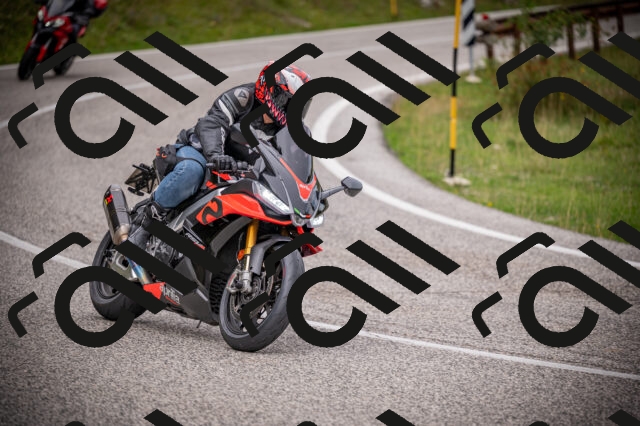 20250914123407-Z62_7172_am_