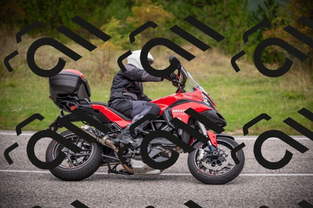 20250914123409-Z62_7175_am_