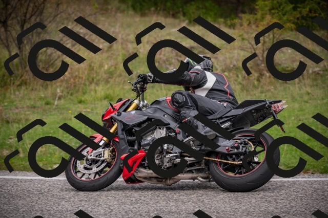 20250914123439-Z62_7193_am_