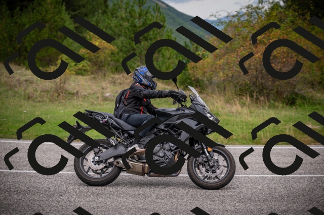 20250914123607-Z62_7209_am_