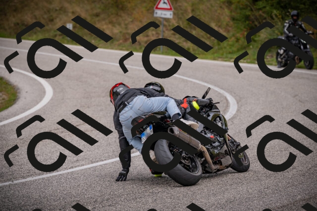 20250914123959-Z62_7242_am_