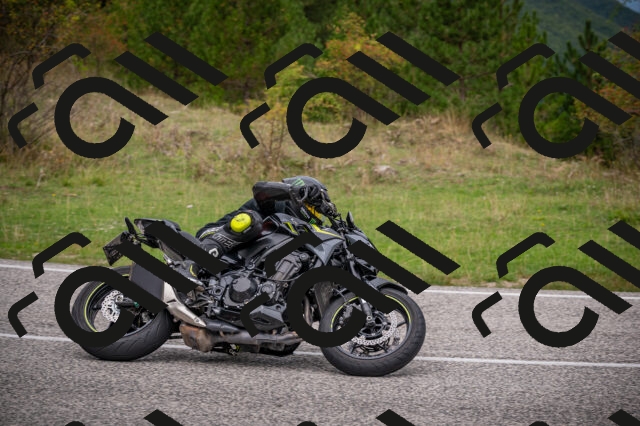 20250914124009-Z62_7246_am_