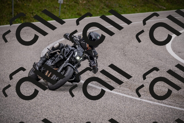 20250914124108-Z62_7270_am_