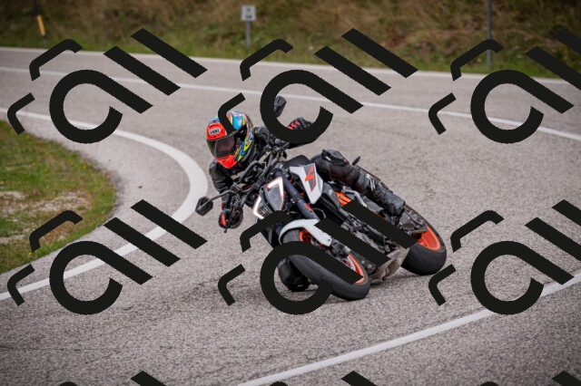 20250914124437-Z62_7299_am_