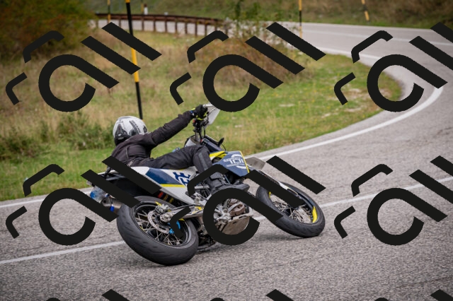 20250914124447-Z62_7304_am_