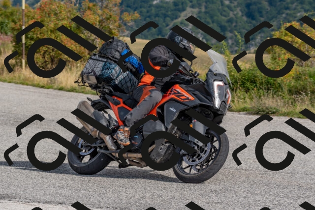 202509141003-DSC_1330_c4_