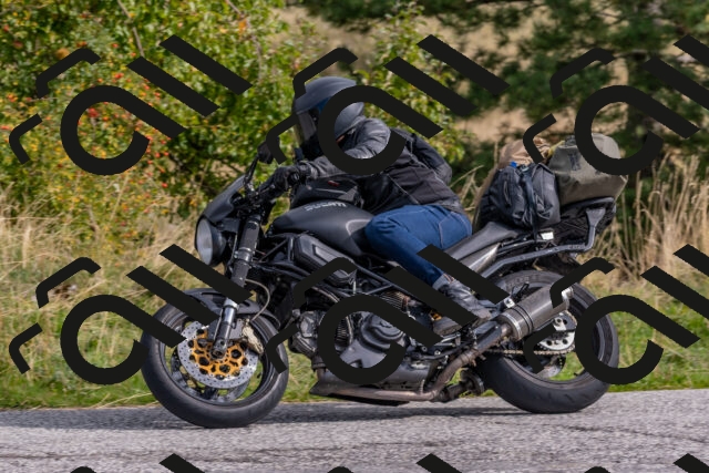 202509141011-DSC_1354_c4_