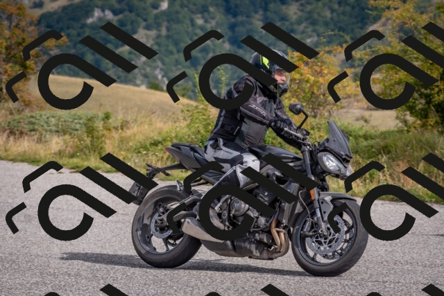 202509141014-DSC_1384_c4_