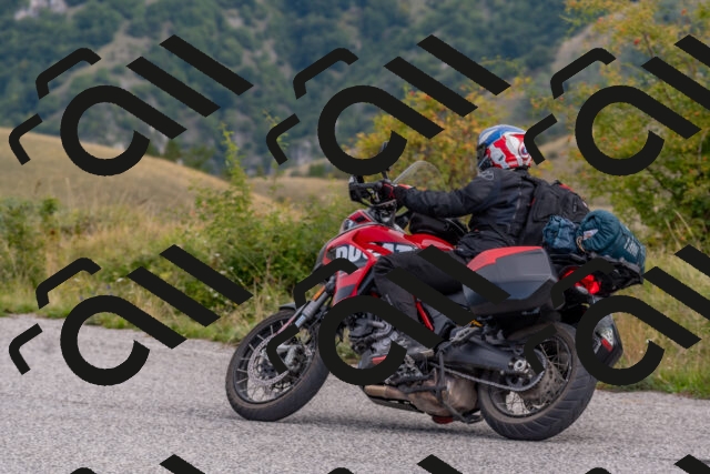 202509141023-DSC_1407_c4_